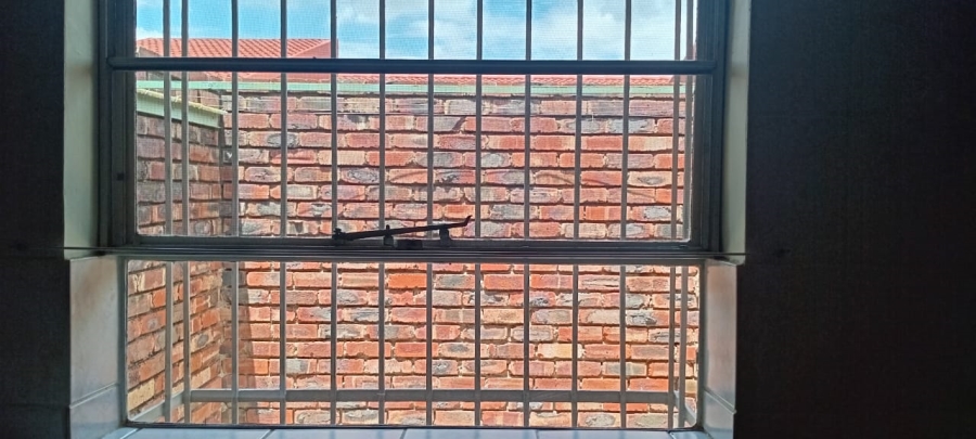 2 Bedroom Property for Sale in Klerksdorp Rural North West